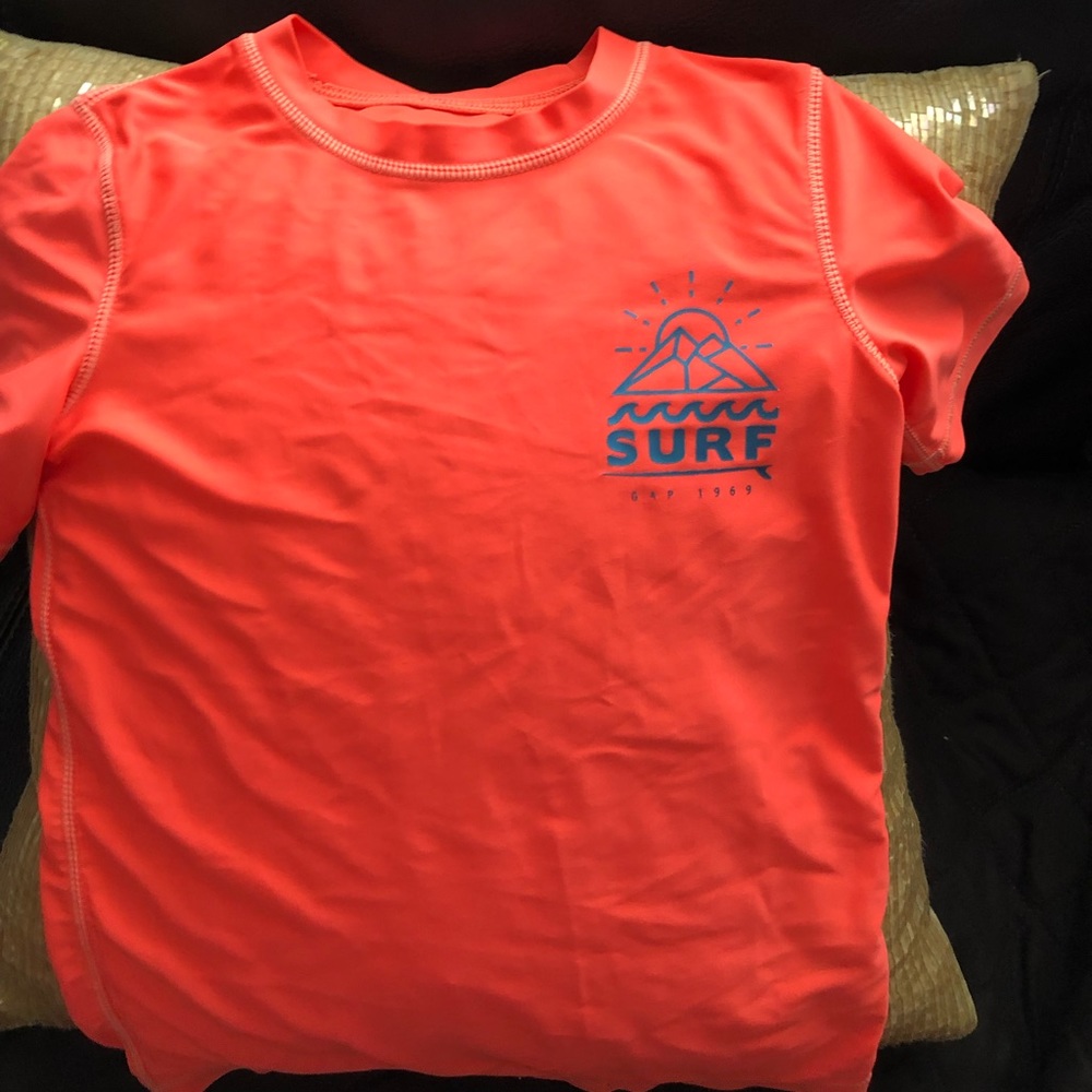 Rash guard short sleeve shirt